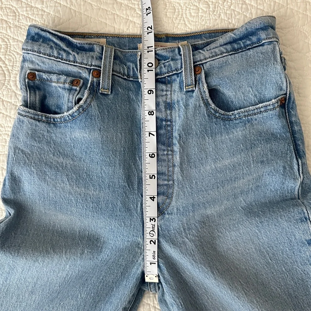 Levi's Premium Women’s Ribcage Boot Cut Jeans Tango Lighten Up Denim Sz 24 - Picture 6 of 14